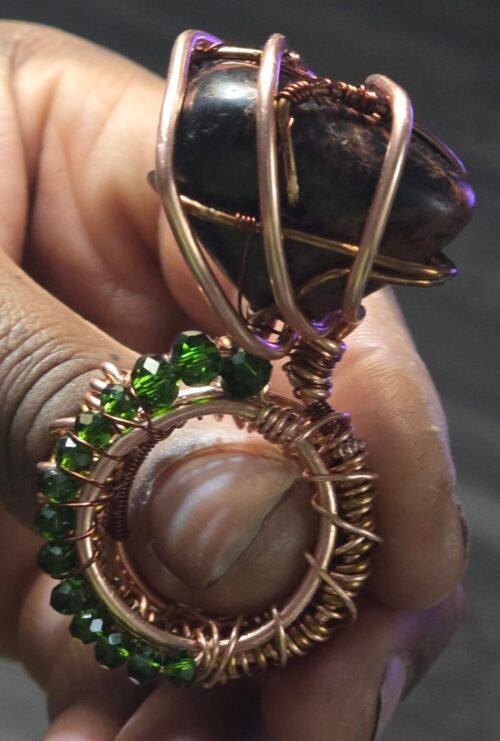 Le bague acajou (mahogany ring)